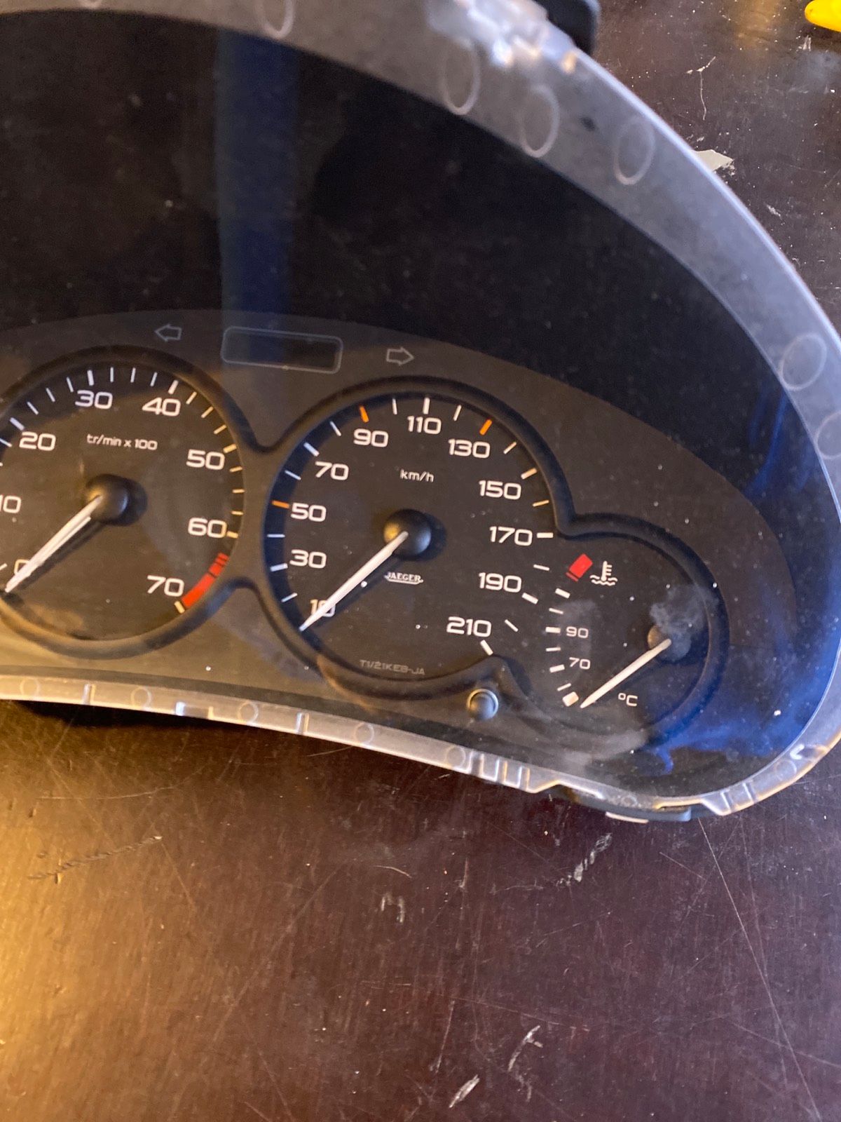 Peugeot 206 Tachometer 09301989901/ 9634961180