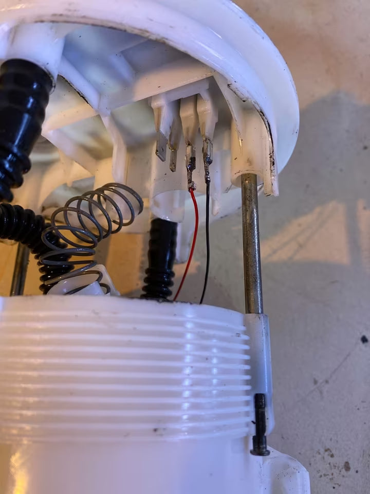 Opel Vivaro Tankgeber Diesel 8200009645C