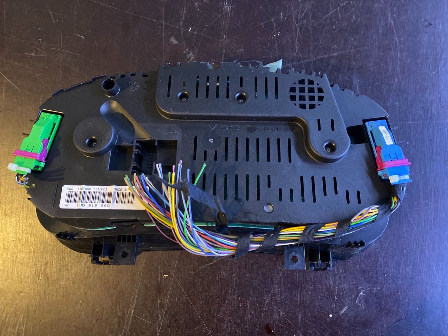 VW Golf 4/ Bora  Tachometer 1J0919860