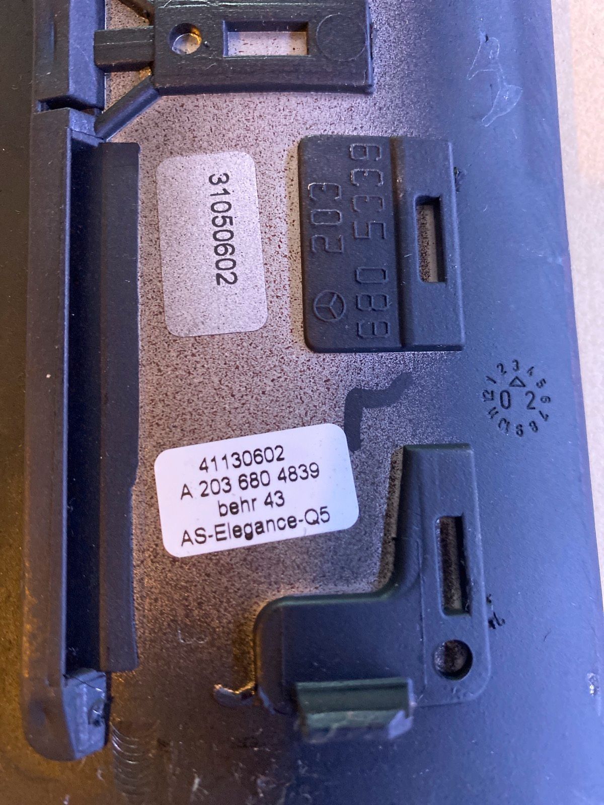 Mercedes W203 Blende Fach Deckel 2036805339
