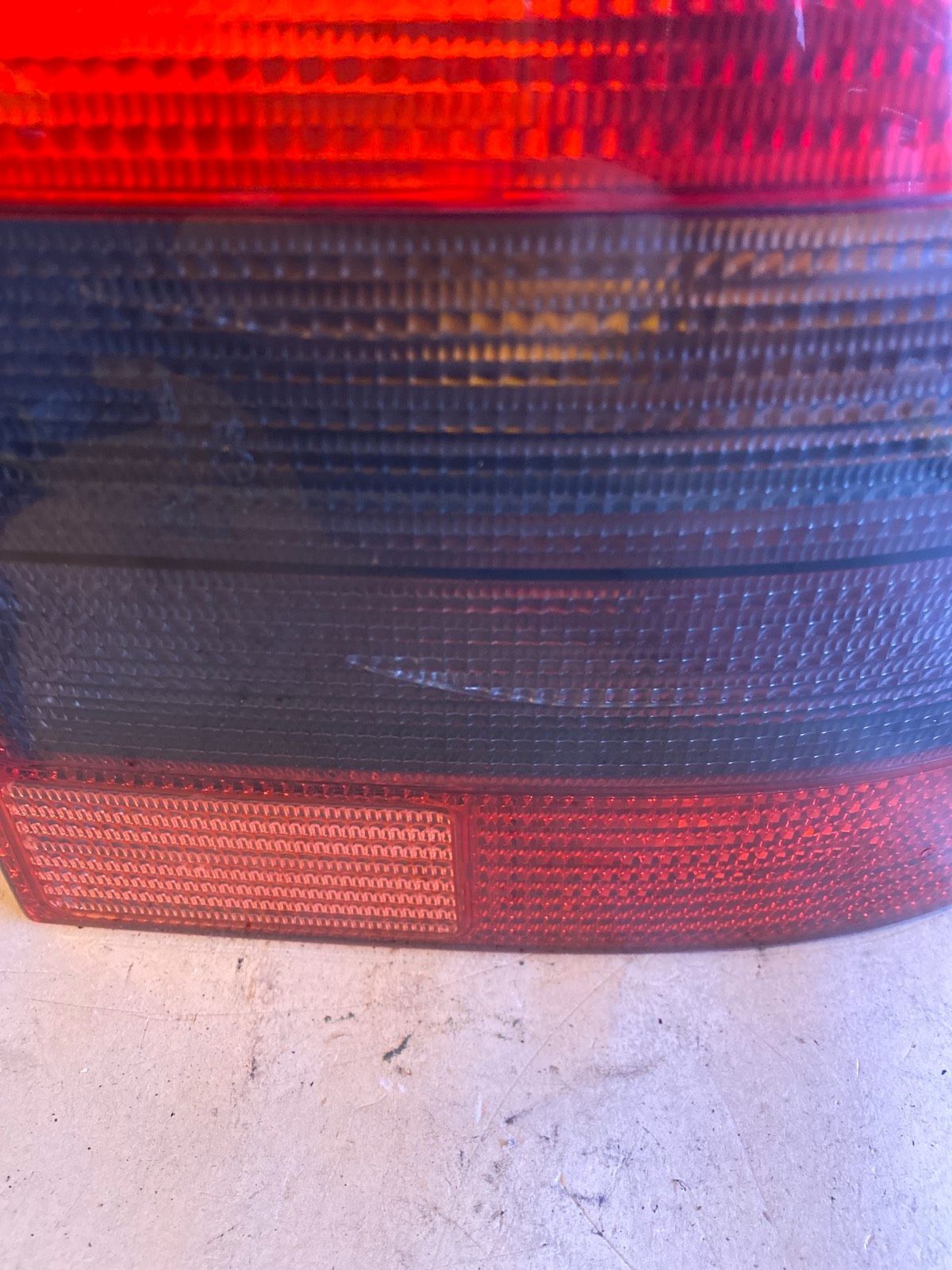 VW Golf 4 Rückleuchte Rechts 1J6945257 von Hella