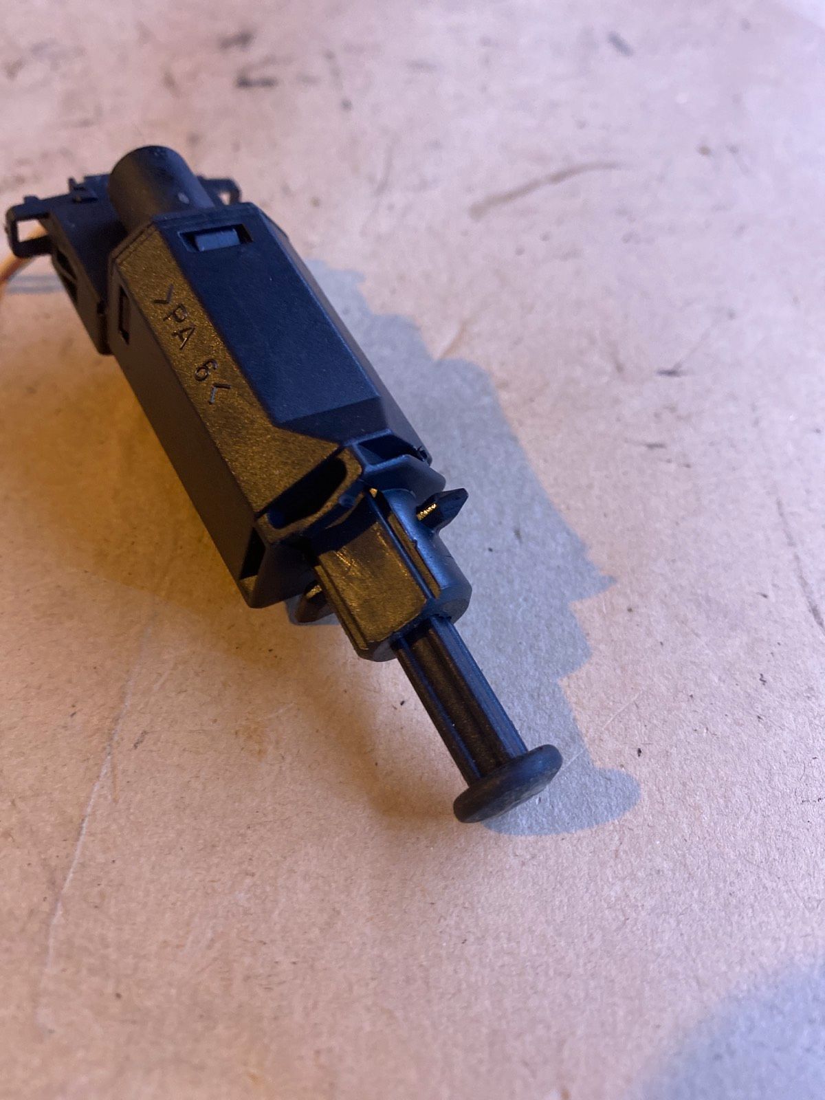 VW Kupplungsschalter 927189D