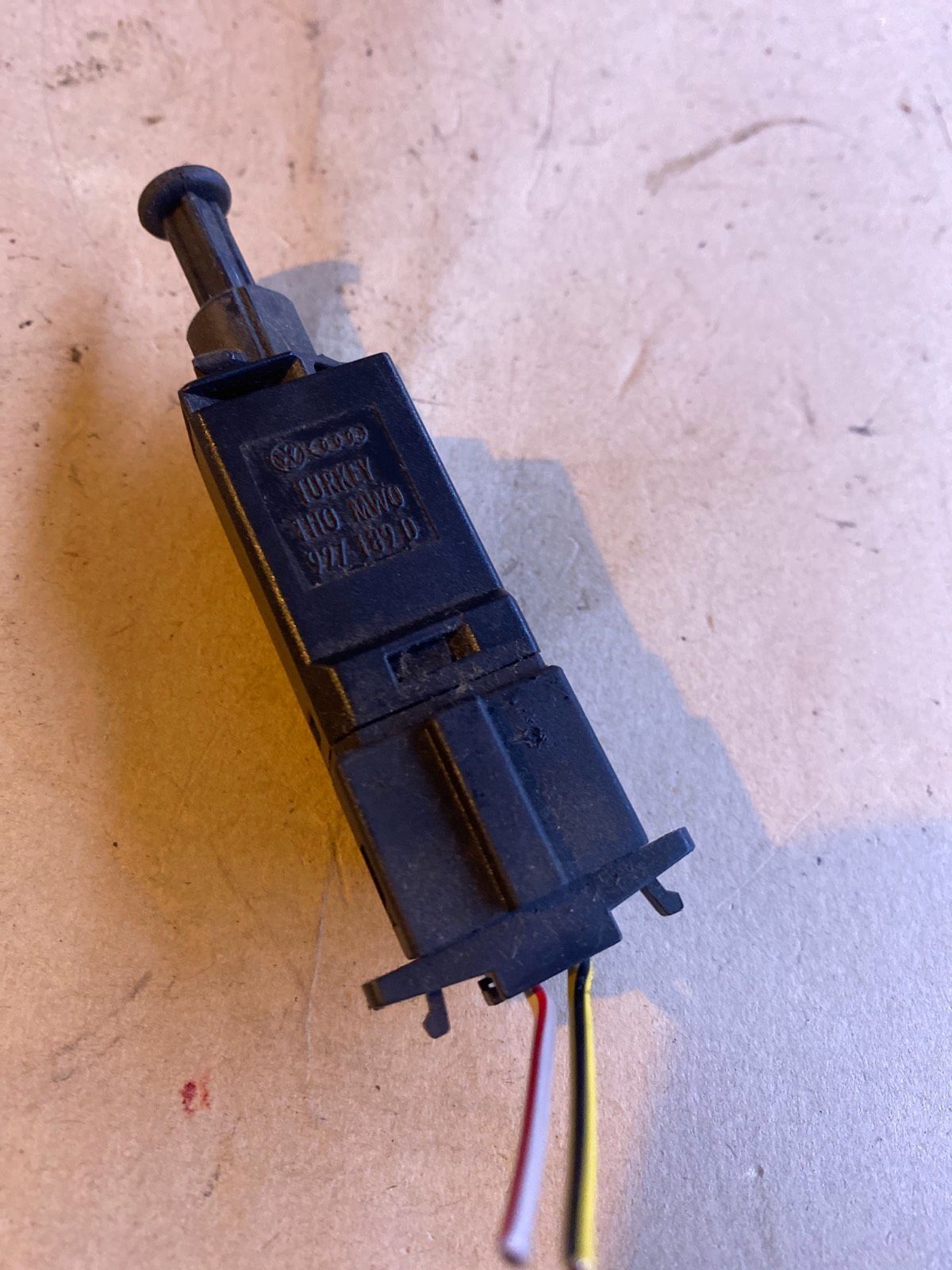 VW Kupplungsschalter 927189D
