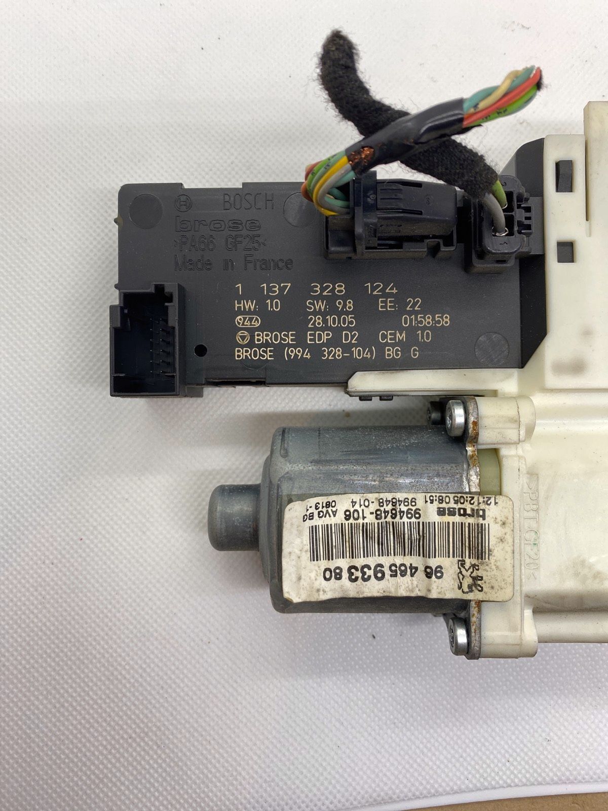 Peugeot 407 Fensterhebermotor links vorne 9646593380