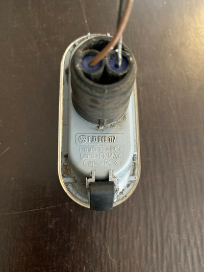 VW Golf 4 Blinker Original 1J0949117 | 2Stk. vohanden