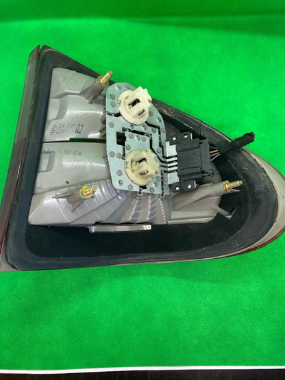Mercedes W210 Rücklicht links  2108205364