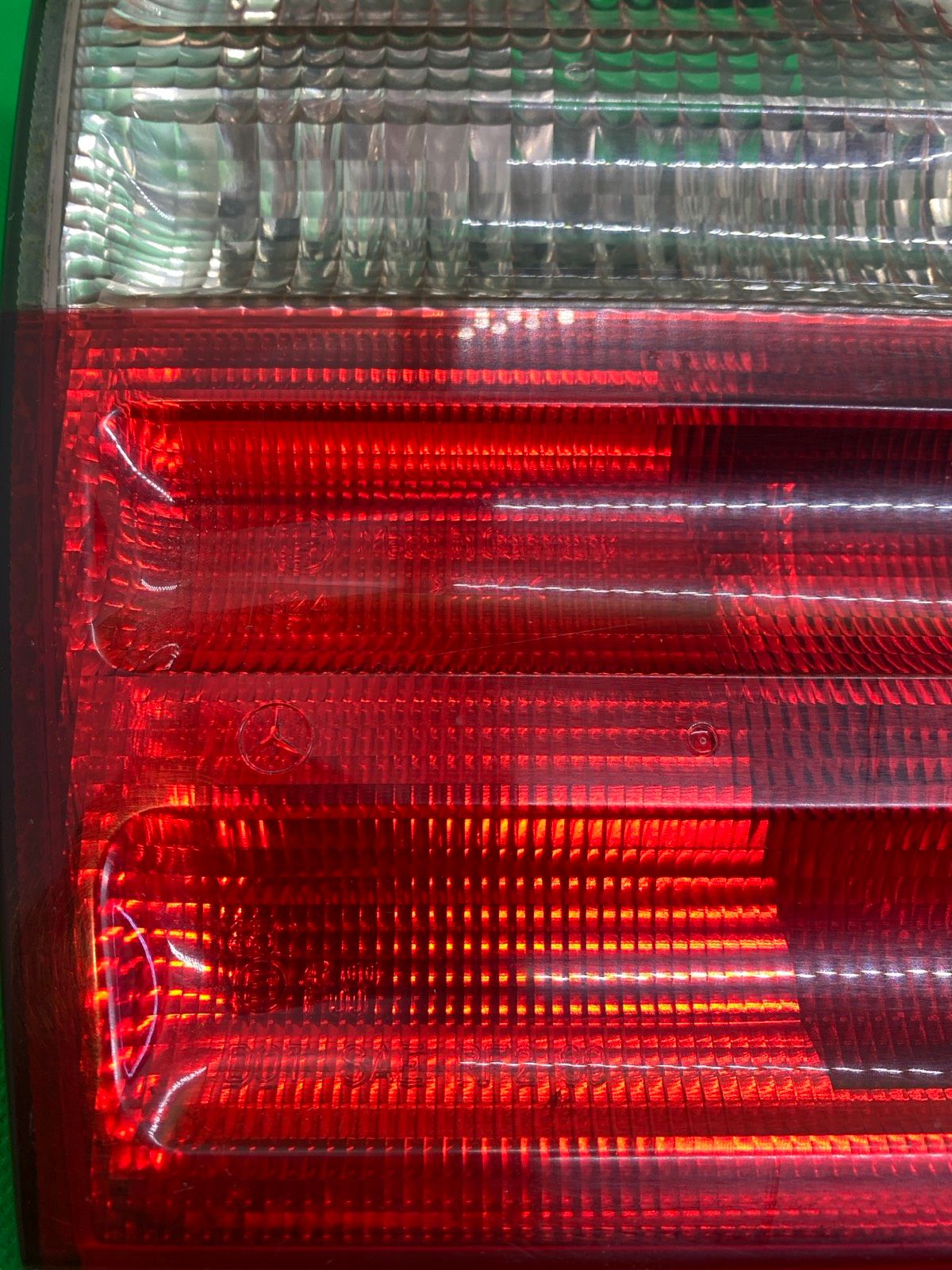 Mercedes  W210 Rücklicht rechts A2108205964