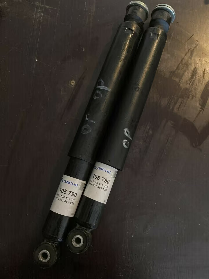 Sachs Stoßdämpfer 105790 fast neu