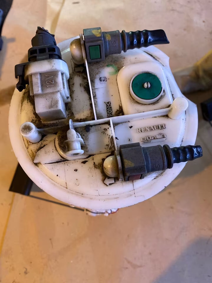 Opel Vivaro Tankgeber Diesel 8200009645C