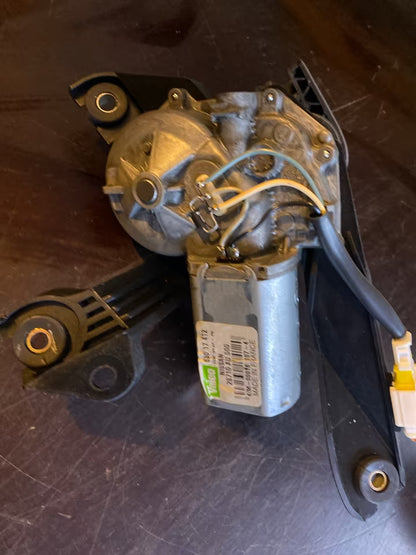 Nissan Primera Heckwischmotor 53017412