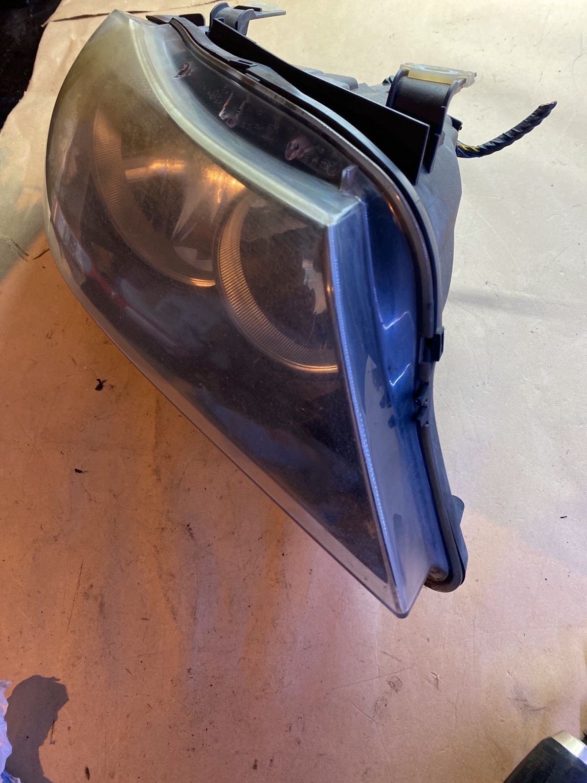 BMW E91 Frontscheinwerfer rechts 631169427480