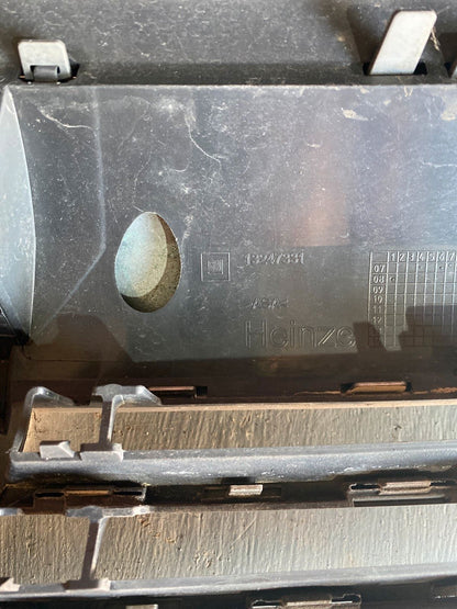Opel Zafira B Frontgrill 13247331