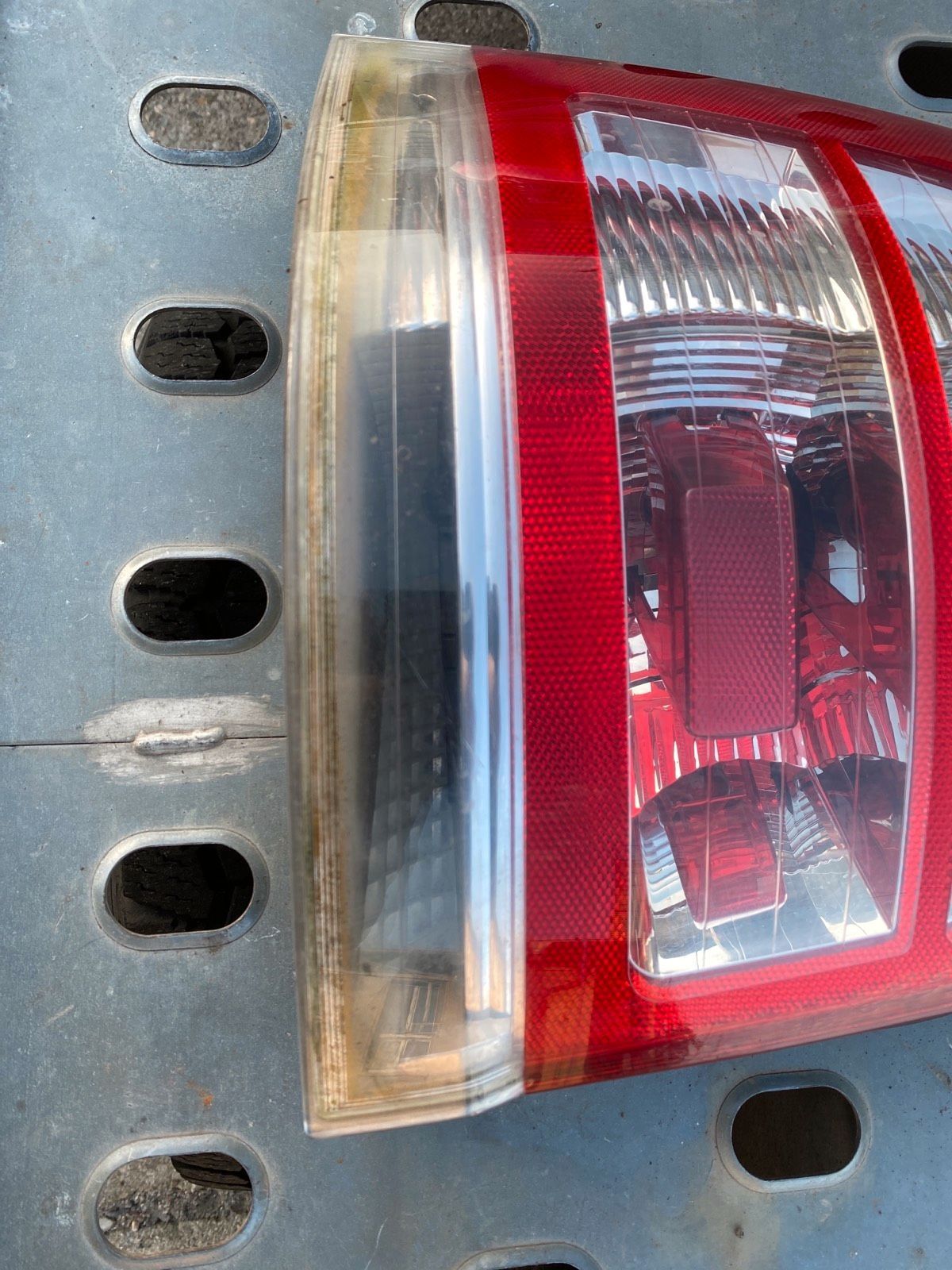 Opel Zavira Rücklicht links 13260853