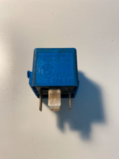 Relais BMW 6136-8364581