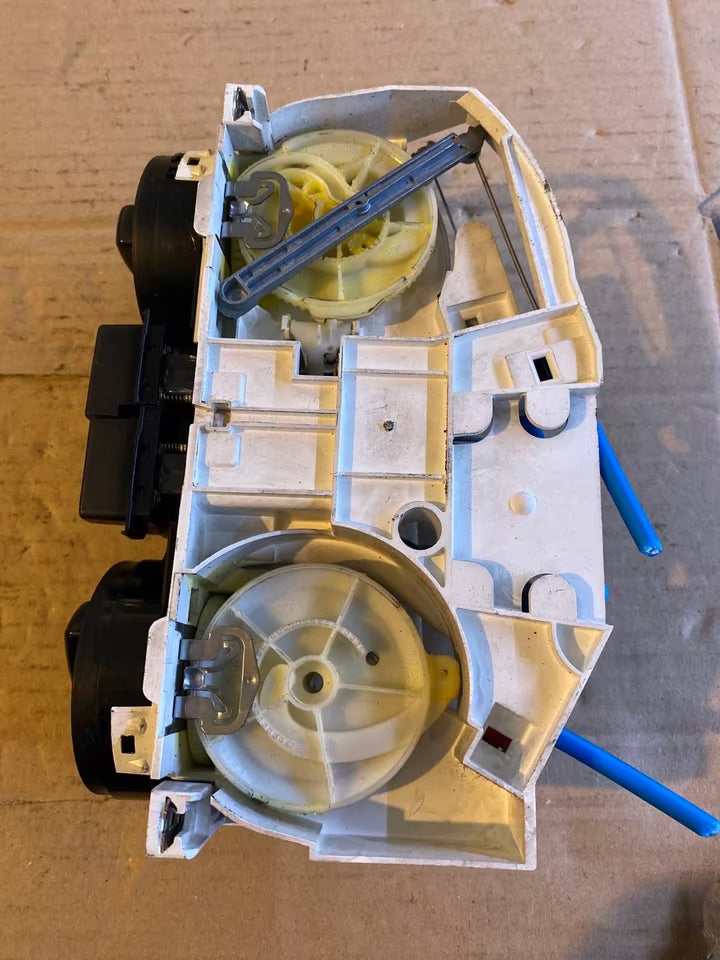 VW Passat 3B 96-00 Klimabedienung 1J0820045G