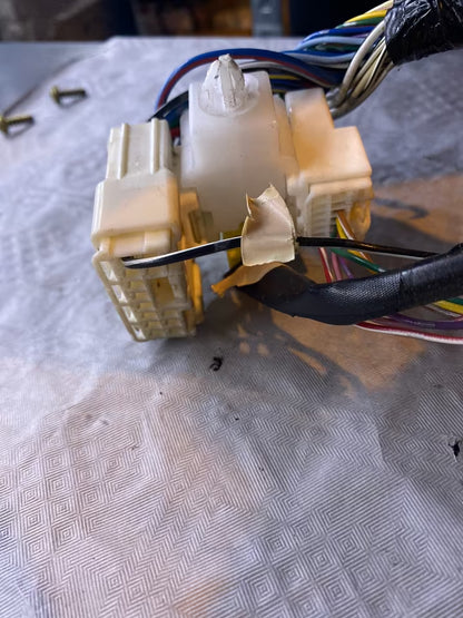 Toyota Yaris P11 Sicherungskasten inkl Stecker