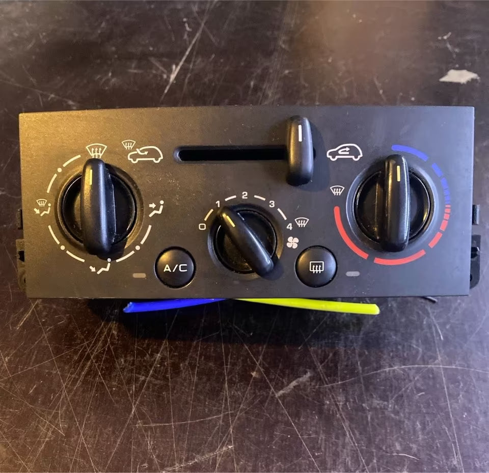 PEUGEOT 207 CC Klimabedienung AC 69910002