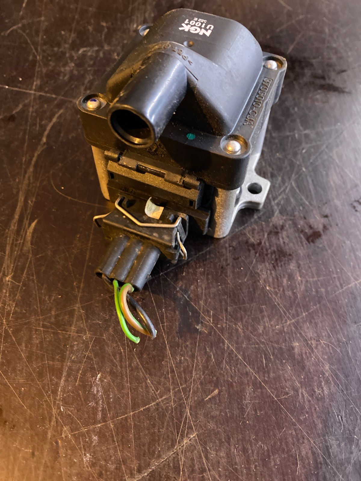 VW  Skoda Octavia Zündspule Steuergerät 3705010 CJA 104033