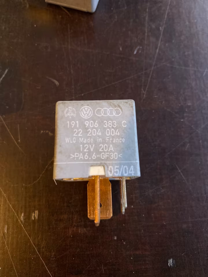 Relai nr.167 Vw Audi 191906383C