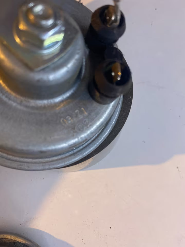 Hupe 321805001 H850-48V-335Hz