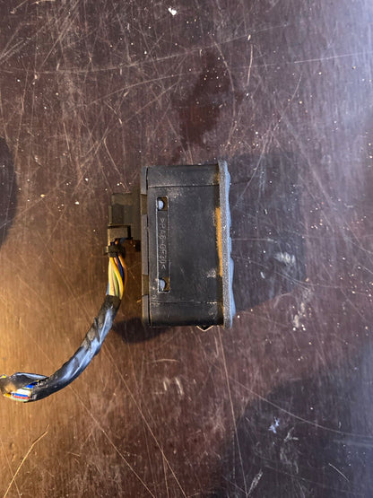 Opel Zafira A. Fensterheber Schalter links 90561086