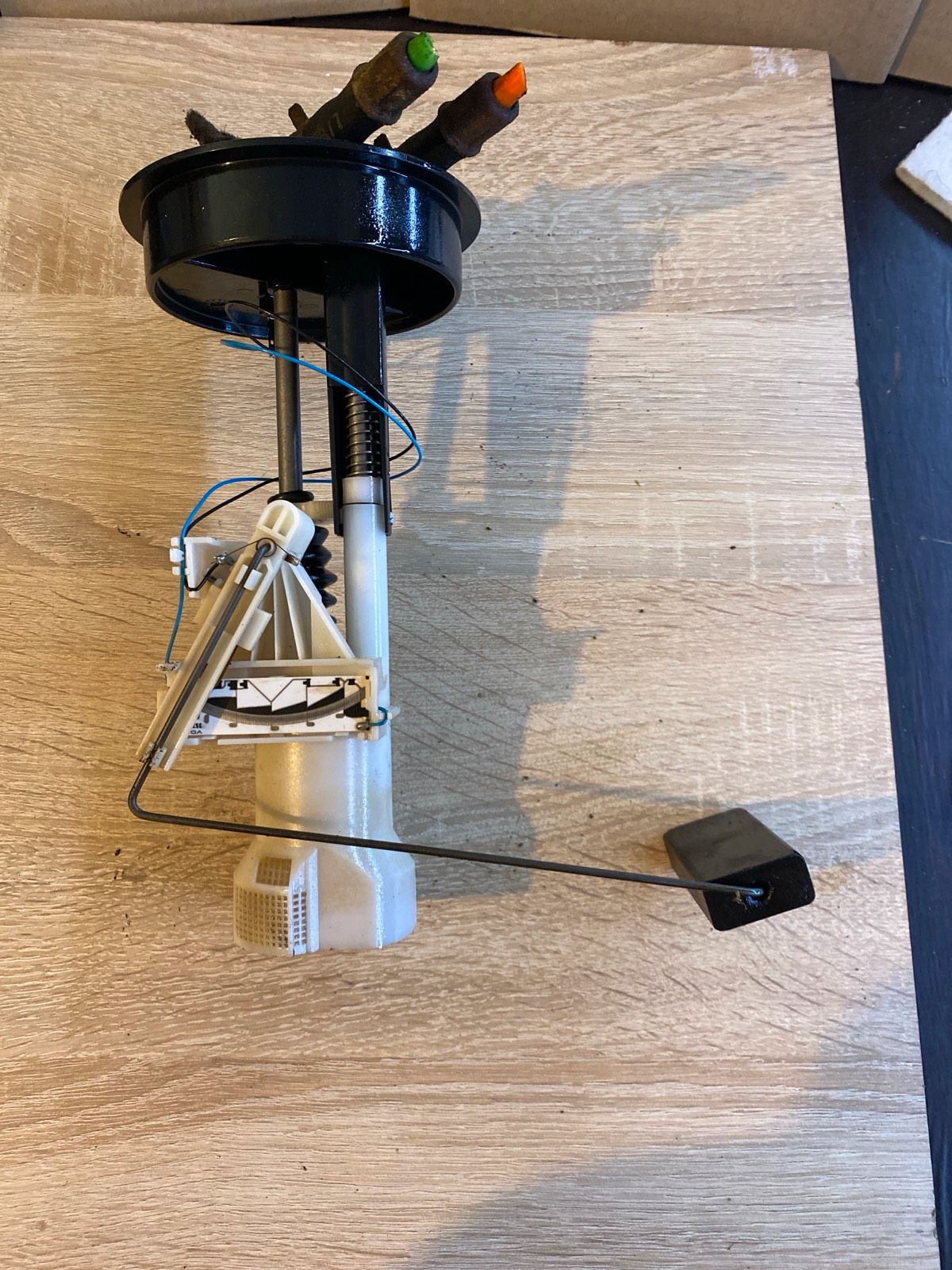 VW Sharan  824031082 Geber Kraftstoffvorratsanzeige Tankgeber