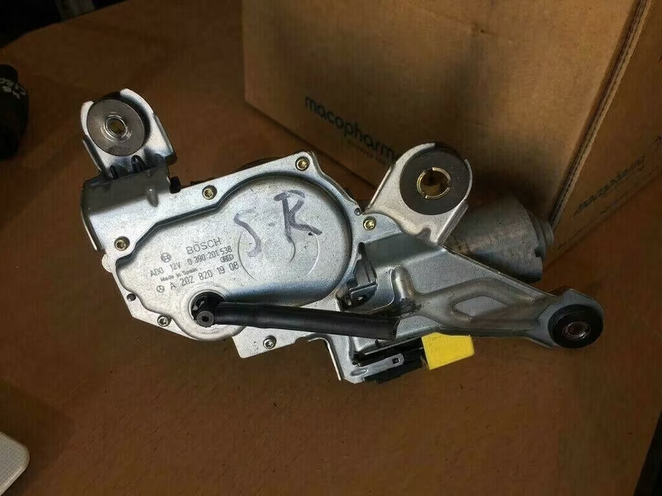 Mercedes W202 Heckscheibenwischer A2028201908