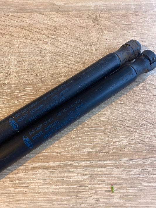 Ford Focus II Limousine Gasdruckfeder Heckklappe 4m51-a406a10-ab