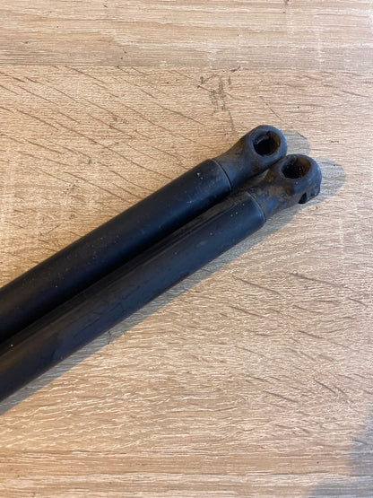 Ford Focus II Limousine Gasdruckfeder Heckklappe 4m51-a406a10-ab