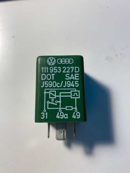 Relai 111953227DvW Audi Blinkerrelai