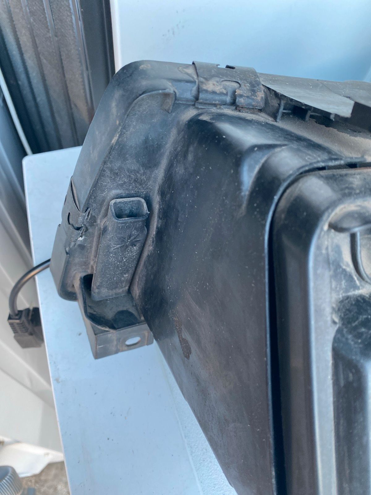 Audi V8 Frontscheinwerfer Rechts  1305235130