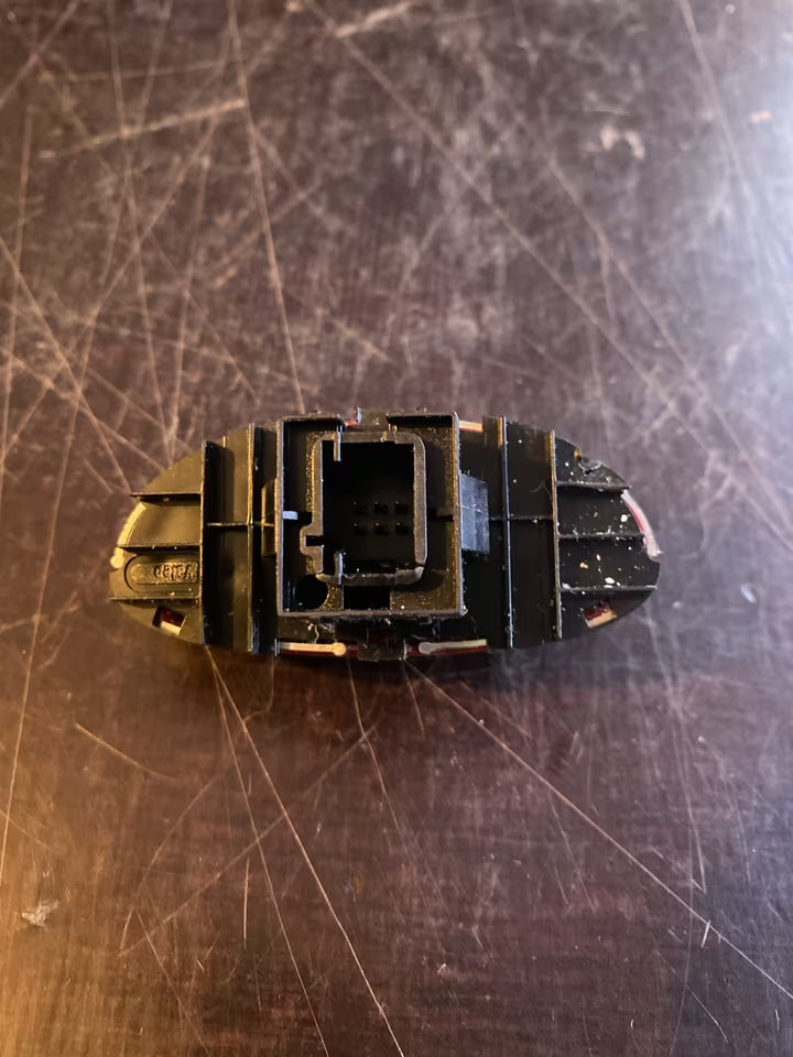 Schalter für Warnblinker (Warnblinkschalter) PEUGEOT