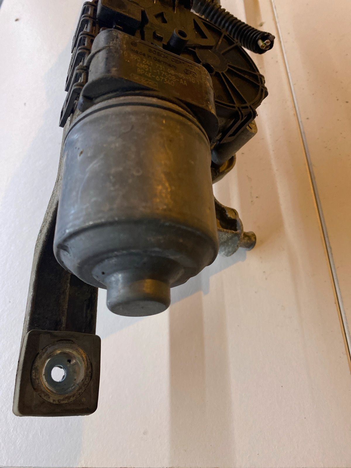 FORD FOCUS II  Wischergestänge vorne mit Motor 3397020850