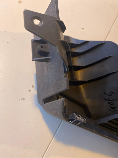 VW Golf 5 Innenverkleidung Rechts Kofferraum 1K6867762