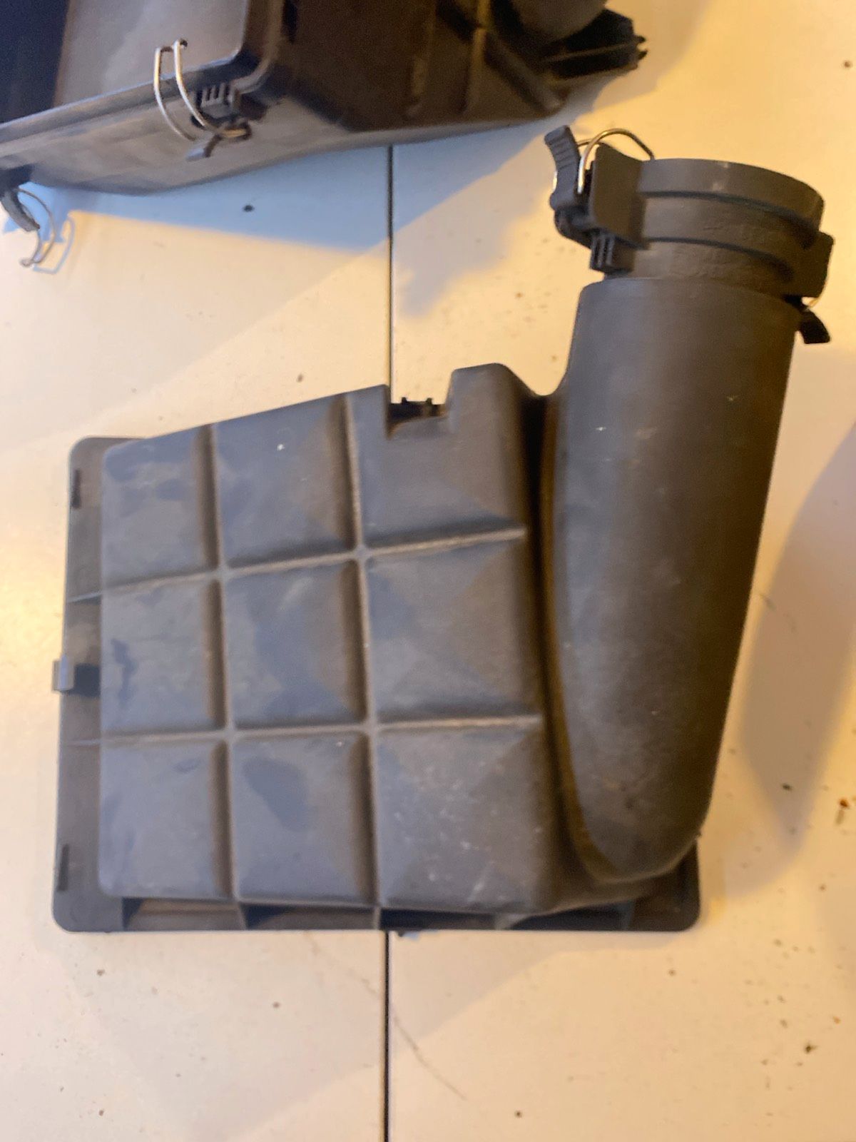 Mercedes W203 Luftfilterkasten A1110900301