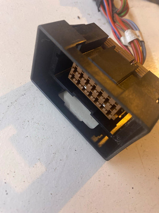 VW Lt35 Relaistecker Heckscheibenheizung