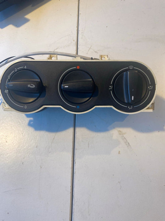 VW LT 35 Heizungsbedienung 122489582000