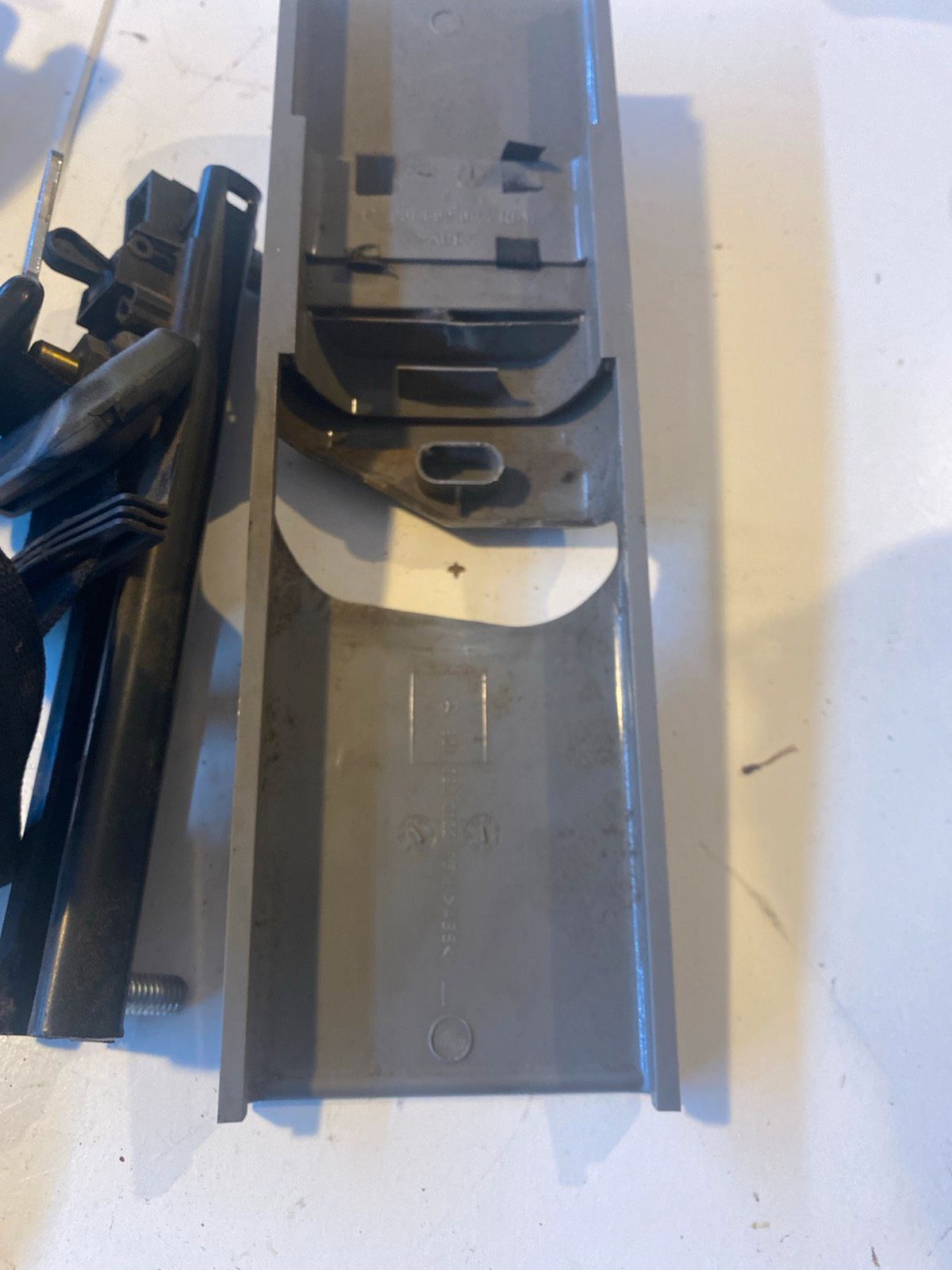 VW LT 35 Sicherheitsgurt Links 566097100