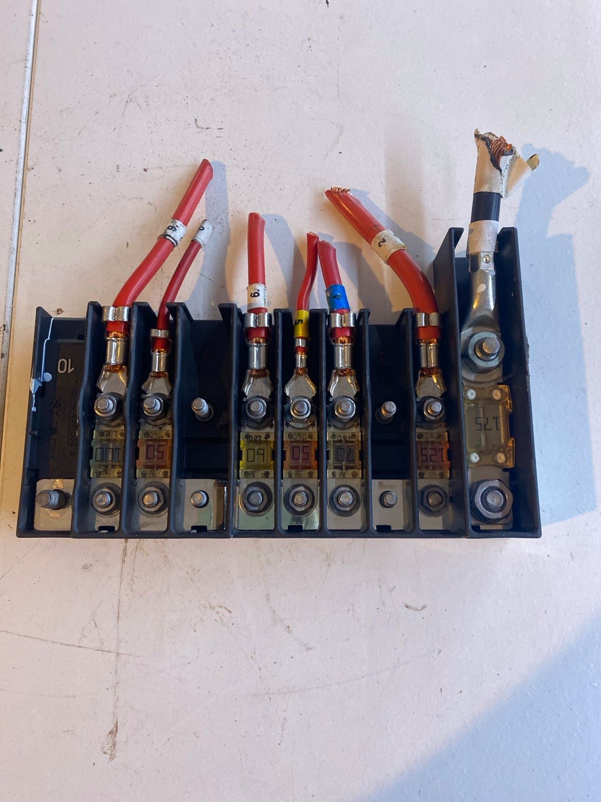 VW T5 Sicherungskasten Sicherungsverteiler 7H6970187FD