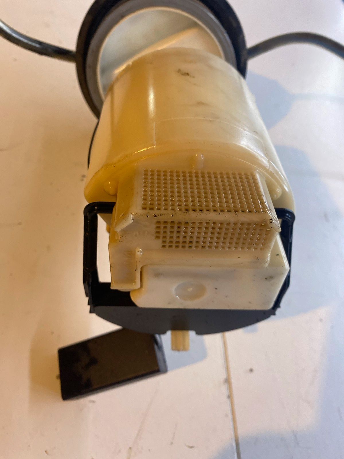 VW LT 35  Kraftstoffpumpe 2D919183B