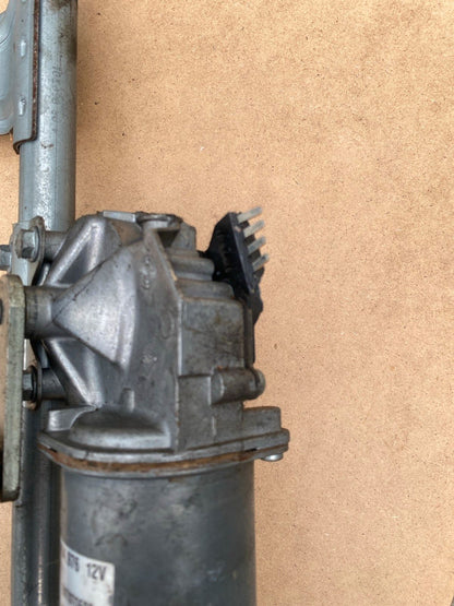 Opel Zafira B Wischergestänge mit Motor13145557