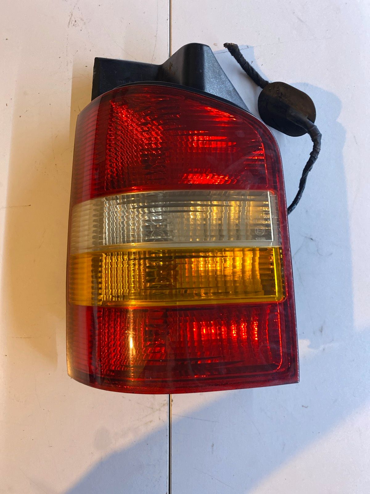 VW T5 7H Rücklicht Links