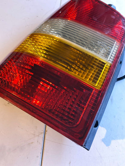 VW T5 7H Rücklicht Links