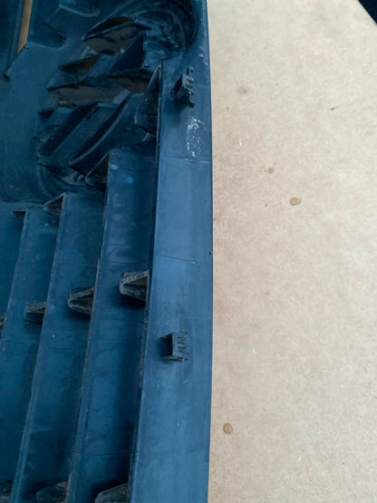 VW T5 7H Frontgrill 7H0807101