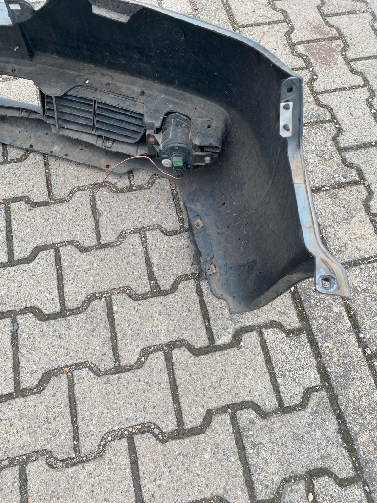 Nissan Primera P12 Frontstossstange