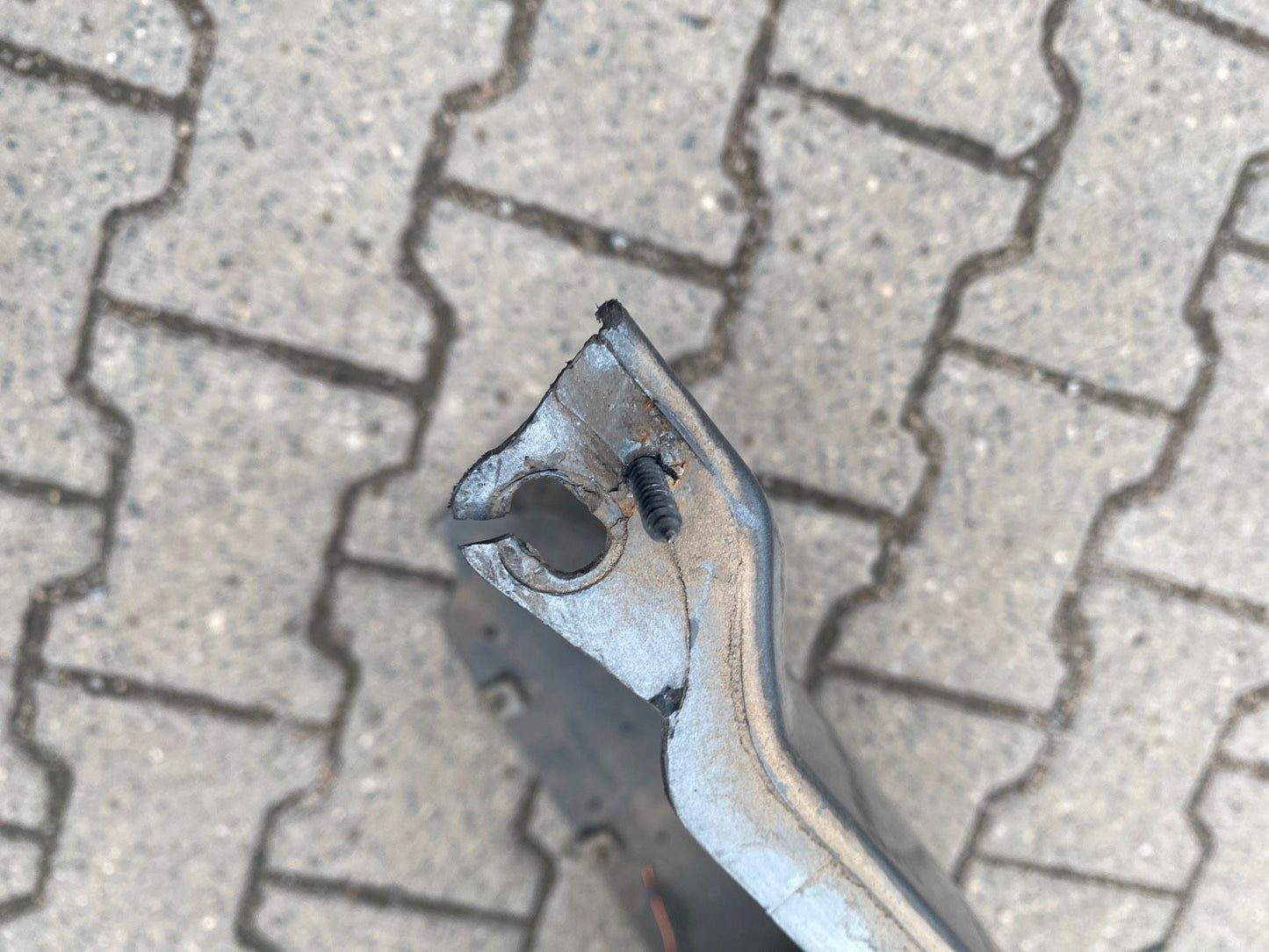 Nissan Primera P12 Frontstossstange
