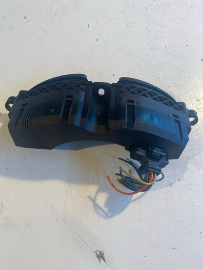 Ford Focus Schalter A/C Scheibenheizung 98AG19A945CH