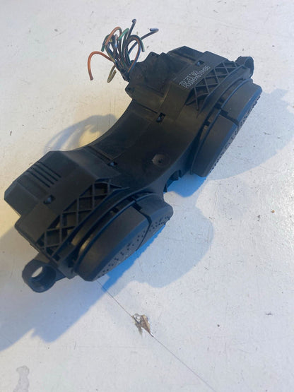 Ford Focus Schalter A/C Scheibenheizung 98AG19A945CH