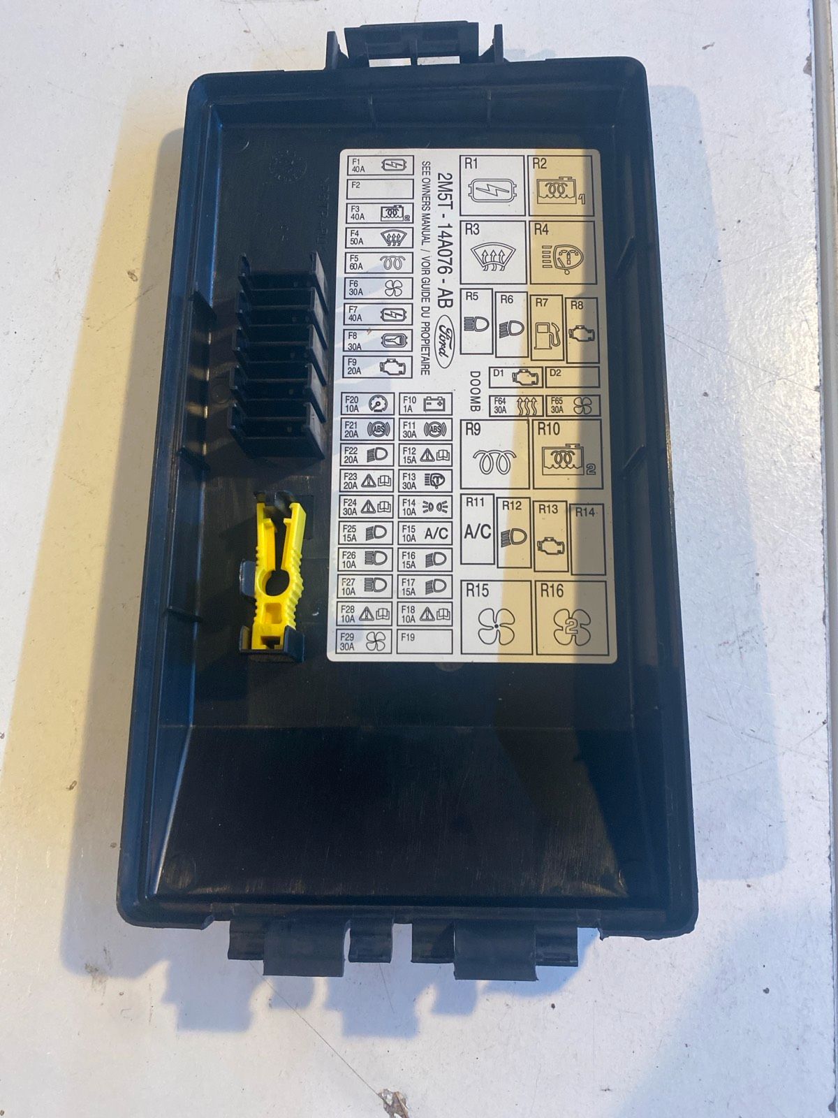 Ford Focus Deckel Sicherungskasten 2m5t14a076ab