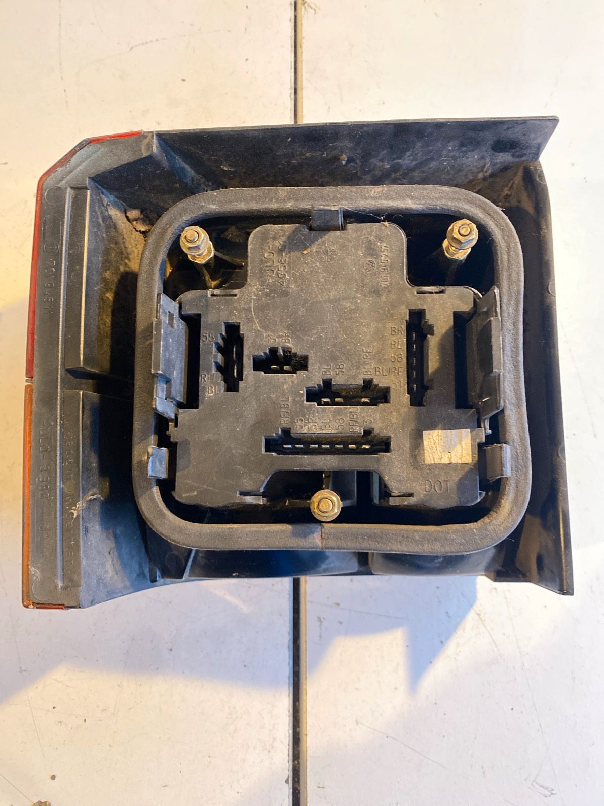 VW T4 Rückleuchte rechts inkl. Lampenträger 70194511
